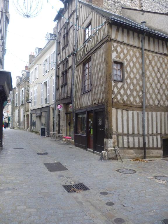 Chez Bruno et Françoise Apartamento Blois Exterior foto